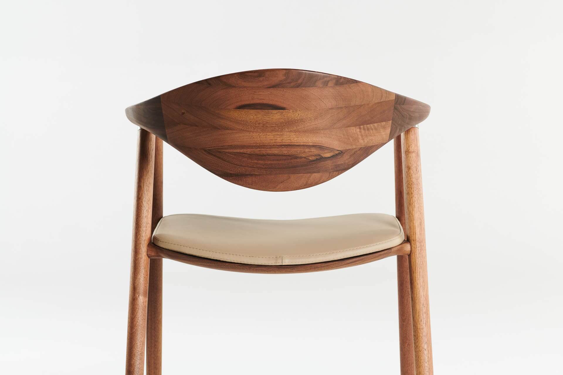 naru-stuhl-artisan-ledersitz