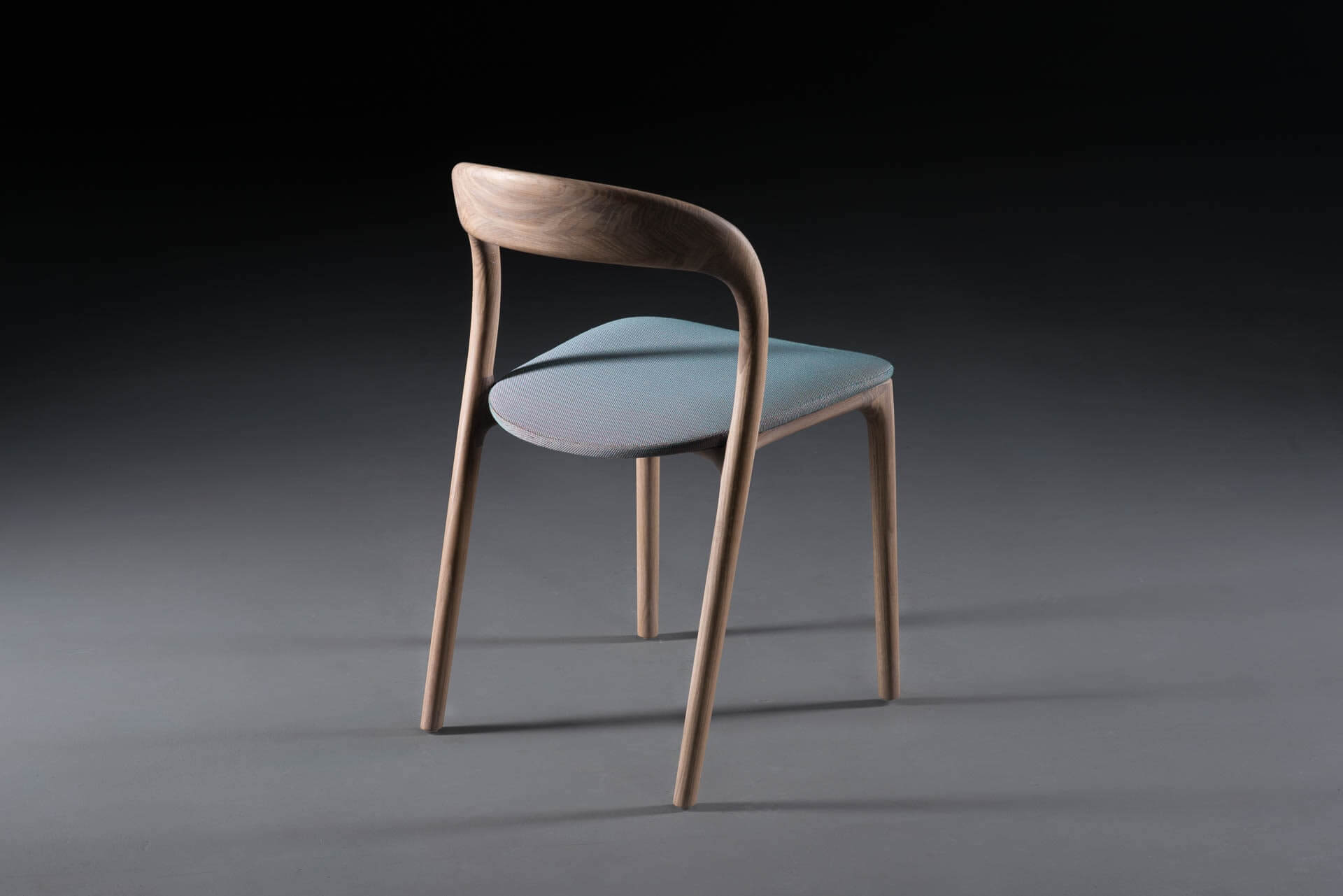 neva-light-stuhl-artisan-eiche-stoffsitz