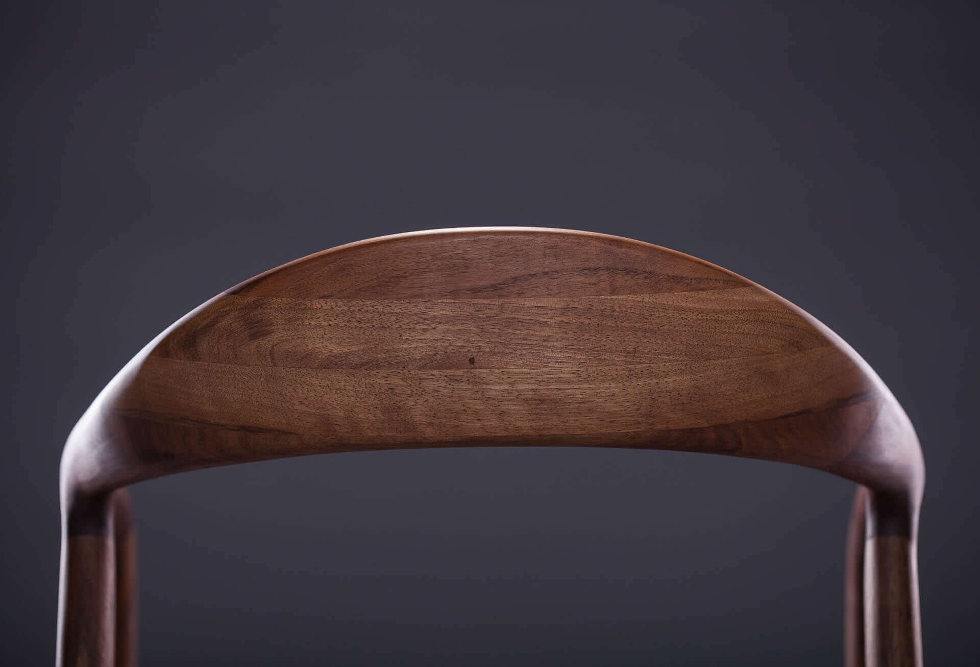 neva-stuhl-wallnuss-artisan