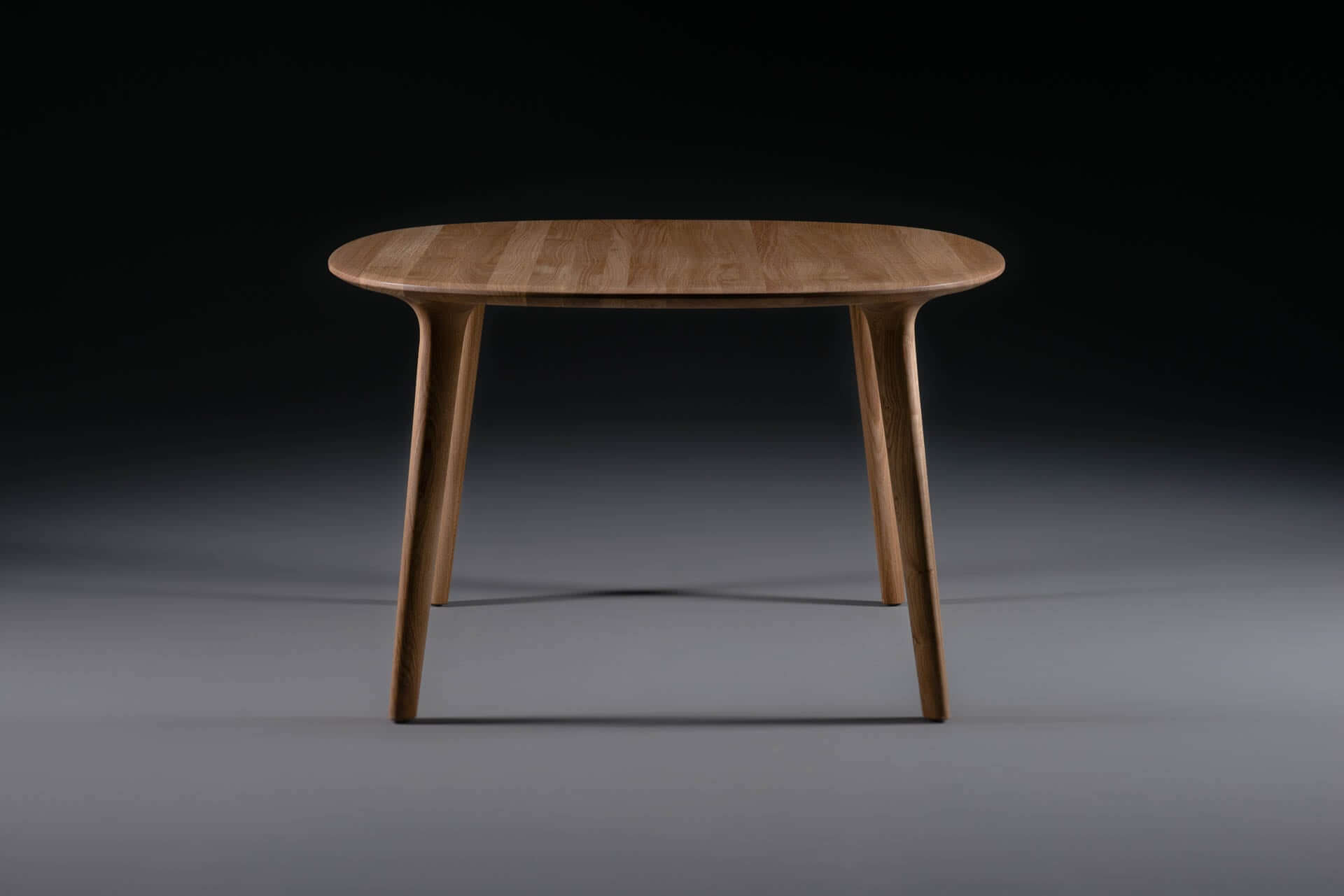 luc-rund-esszimmertisch-massivholz