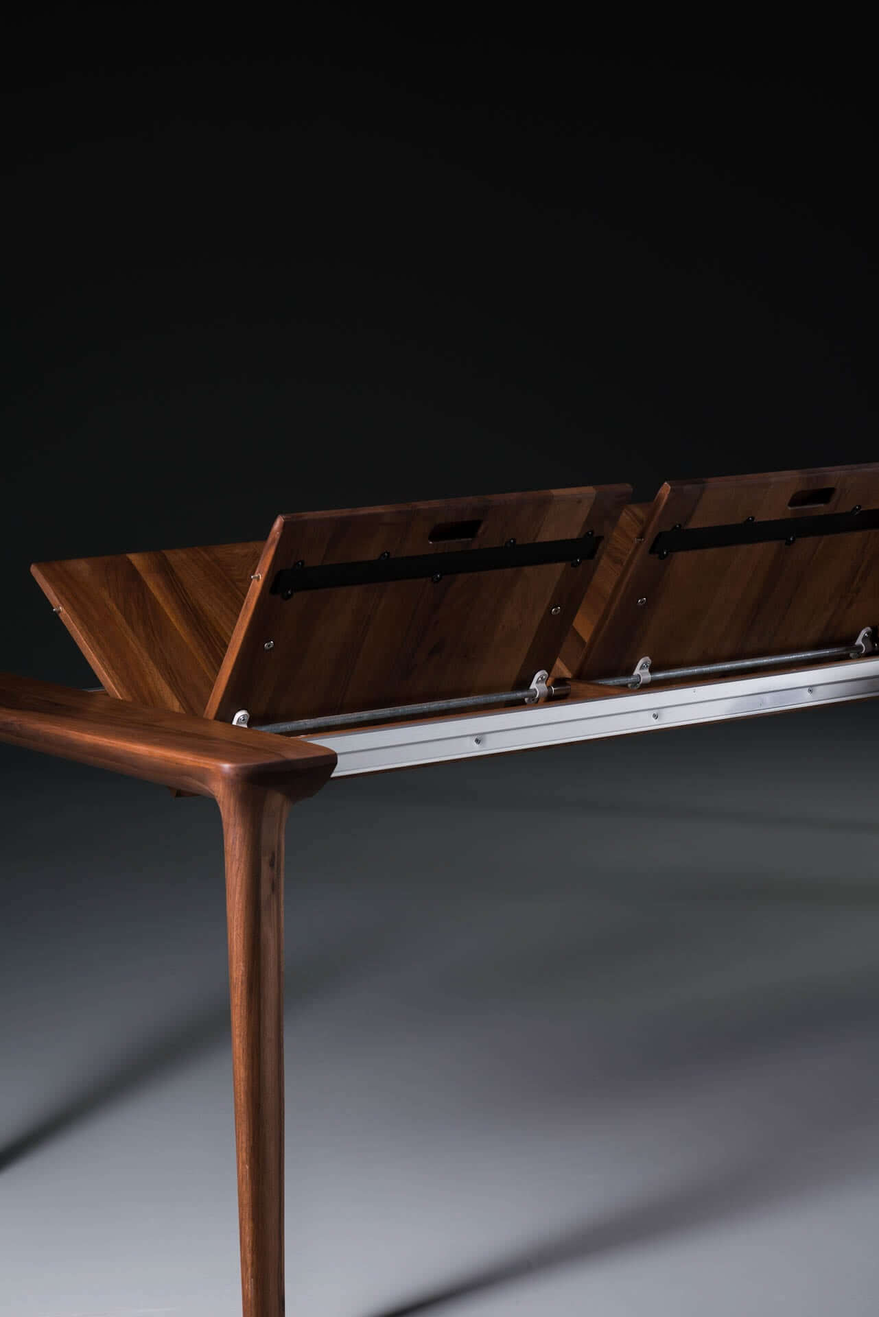 tara-tisch-artisan-auszugstisch