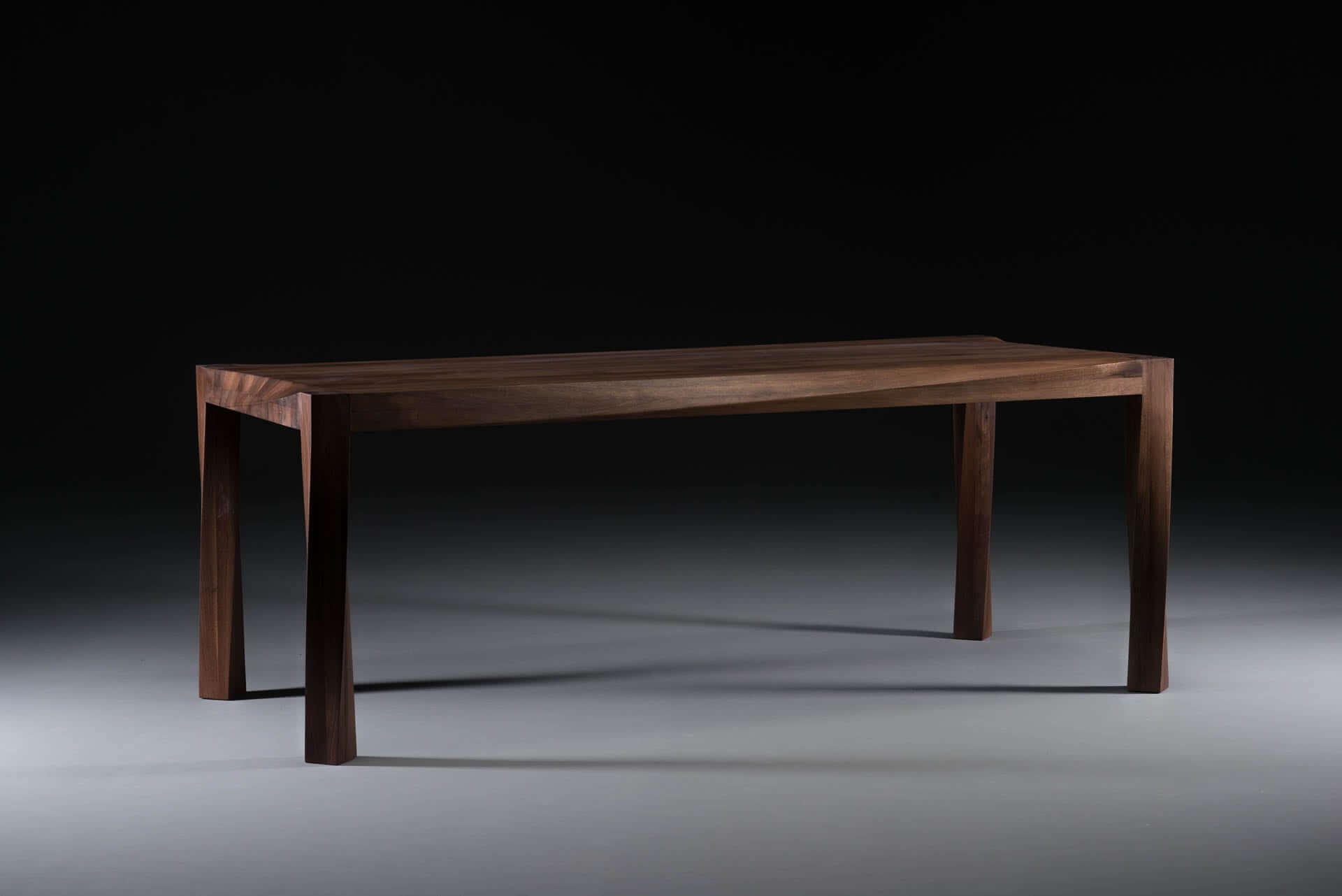 torsio-esszimmertisch-artisan