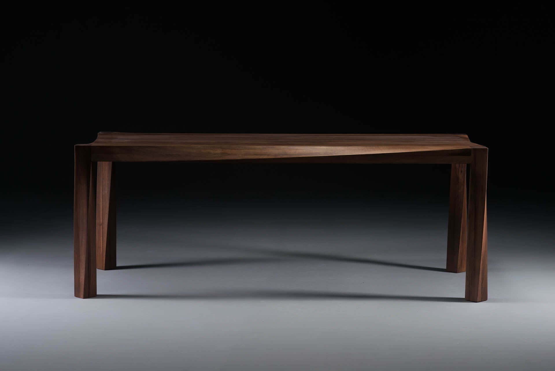 torsio-massivholzesstisch-artisan