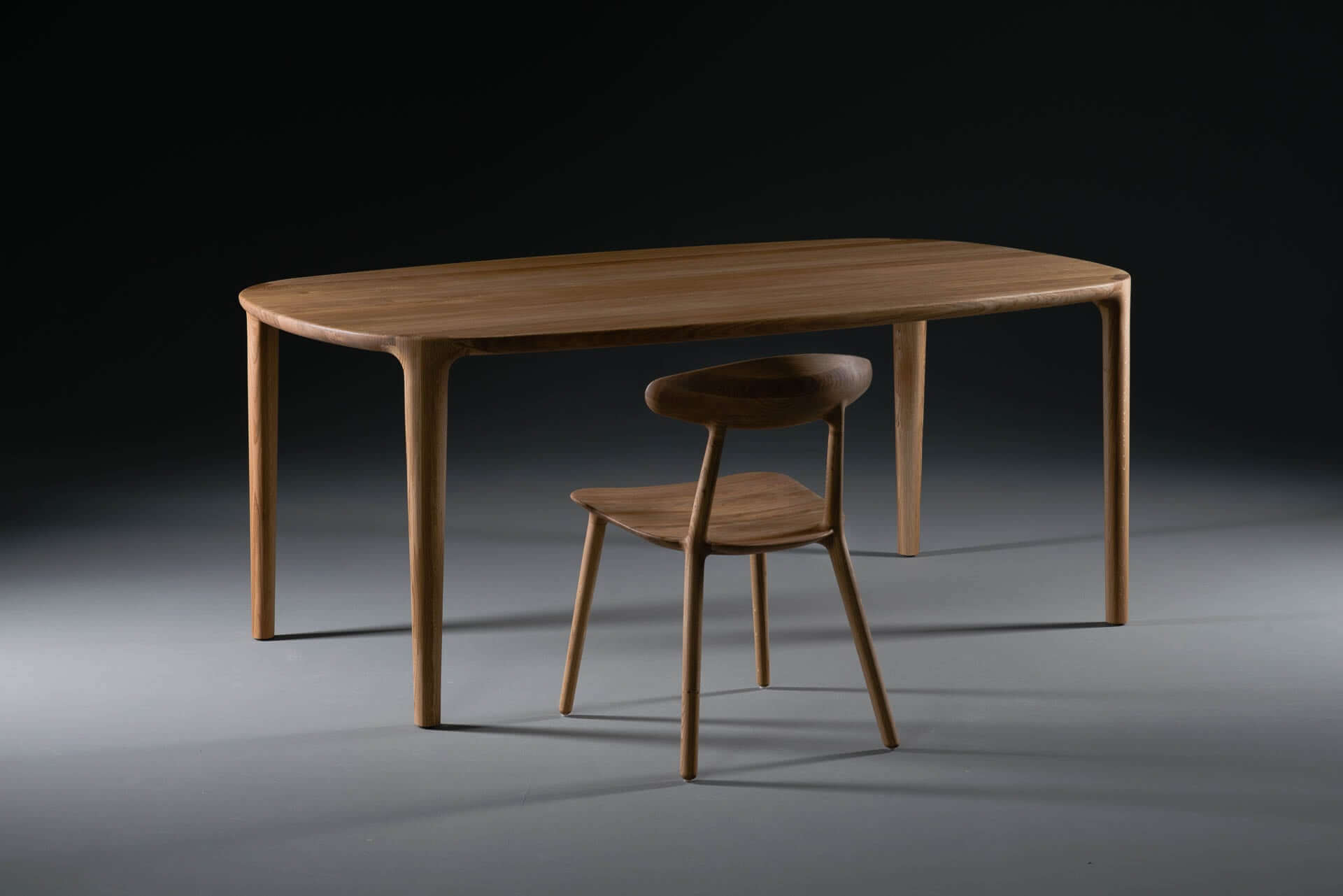 wu-tisch-artisan-nussbaum
