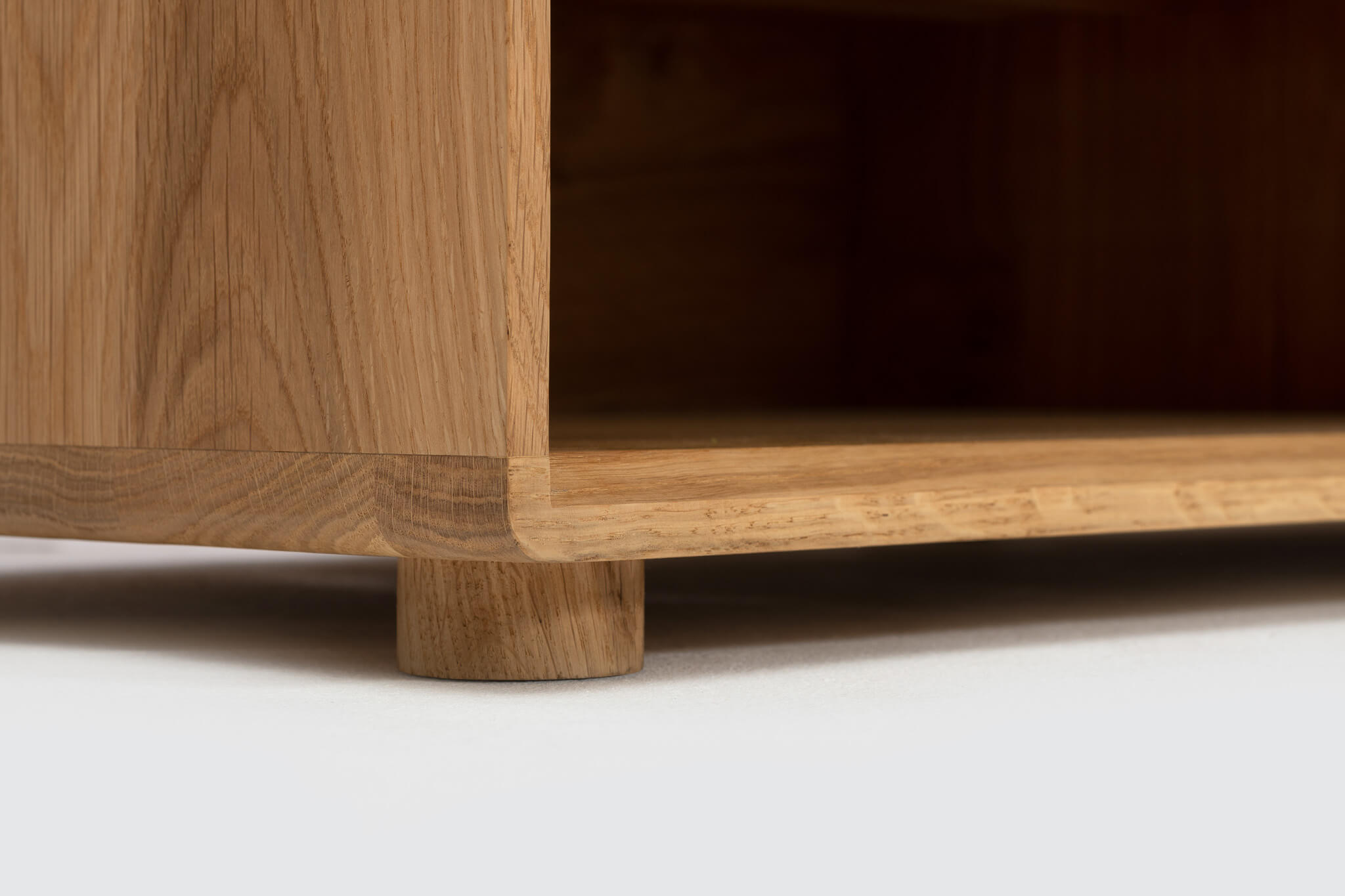 ba-designermoebel-mobello-garderobenbank-detail