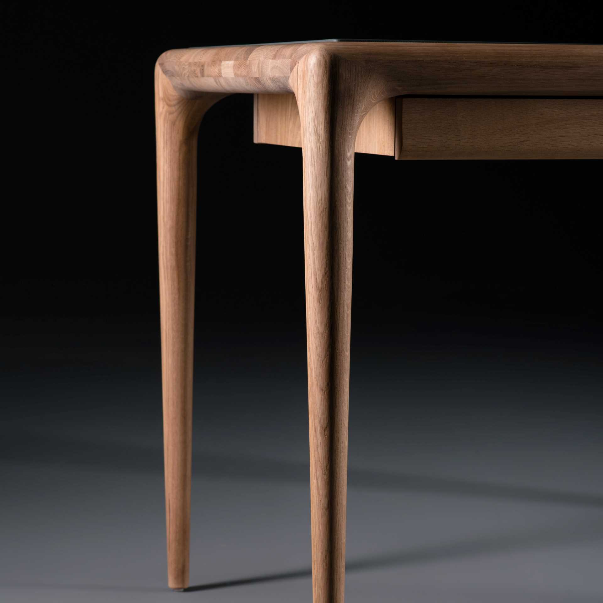 ba-designermoebel-artisan-schreibtisch-filigran-latus-leder