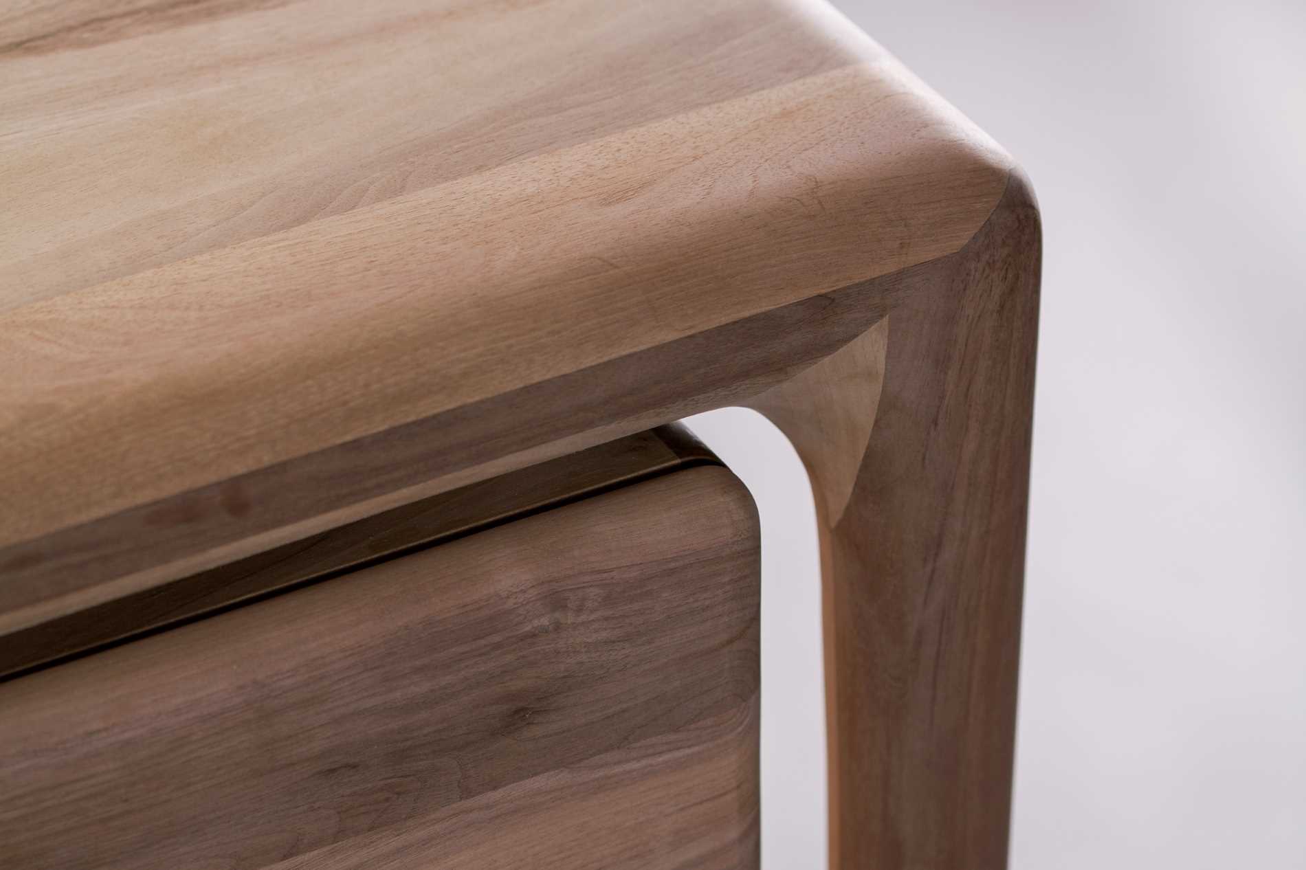 ba-designermoebel-latus-filigran-schreibtisch