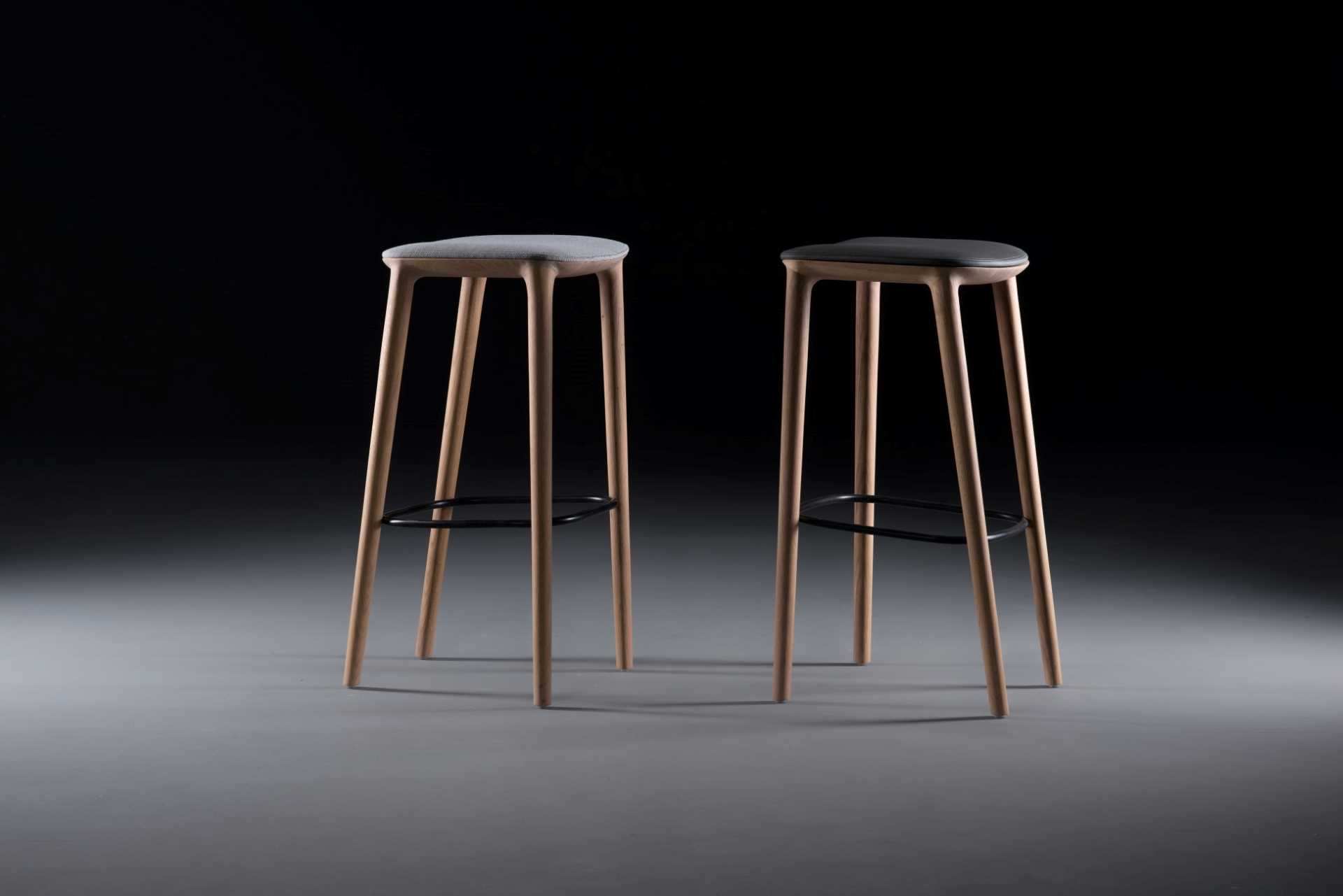 ba-designermoebel-neva-barhocker-stoffsitz-ledersitz