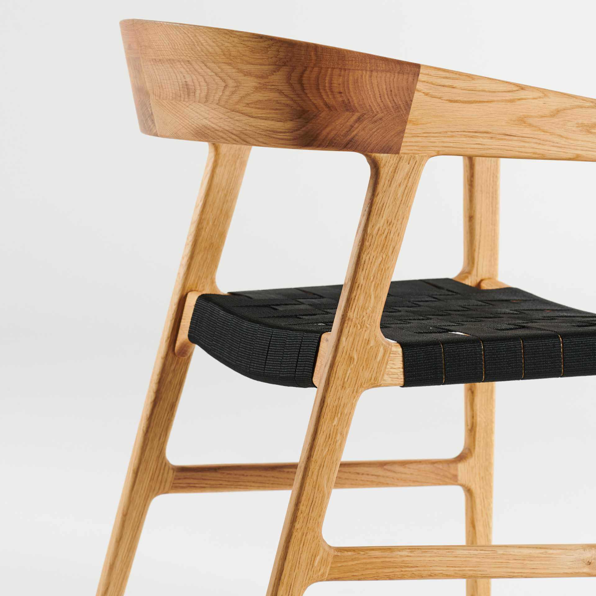 ba-designermoebel-tesa-artisan-eiche-leinensitz-schwarz