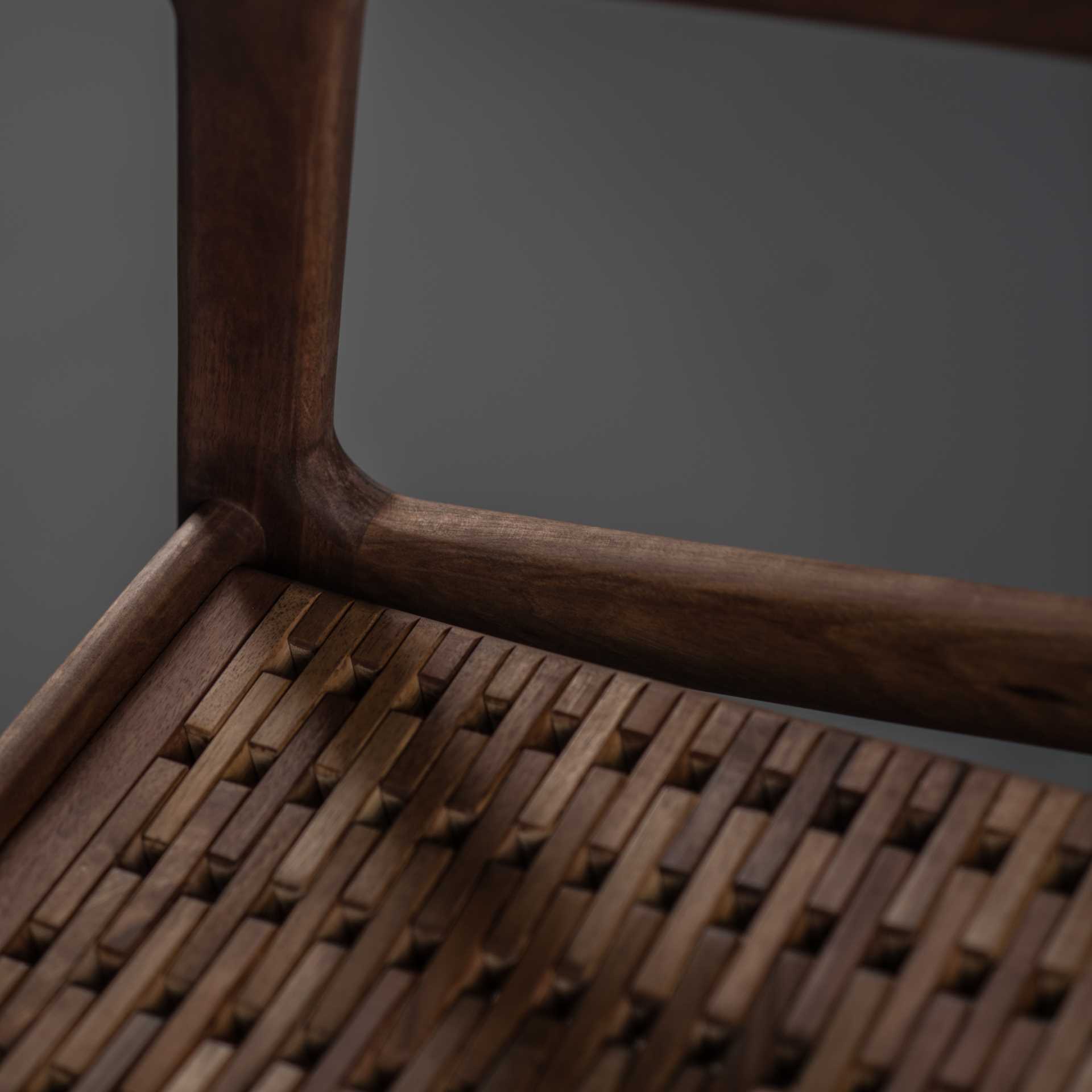 ba-designermoebel-tesa-artisan-stuhl-nussbaum