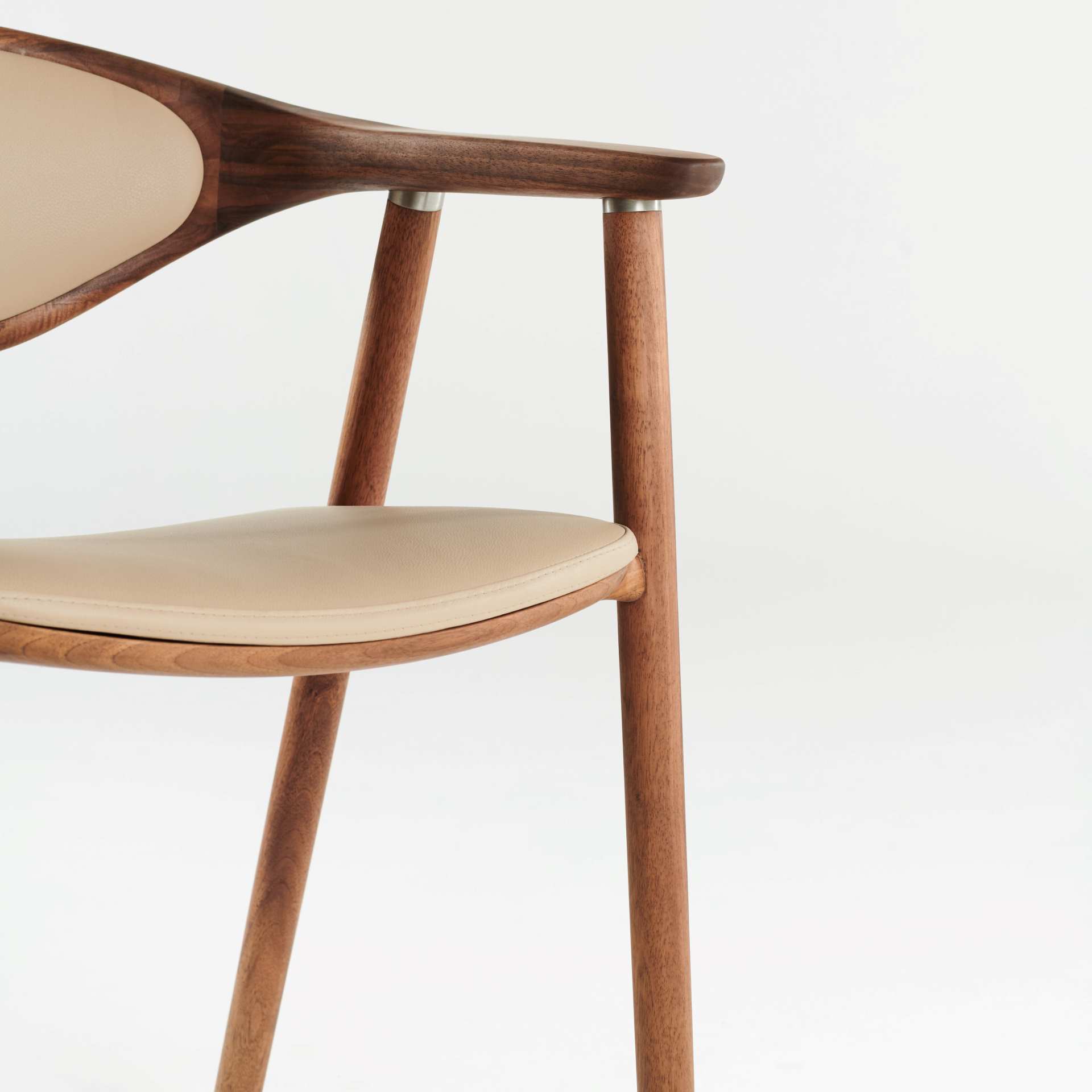 ba-designermoebel-artisan-naru-stuhl-sitz-und-rueckenpolster
