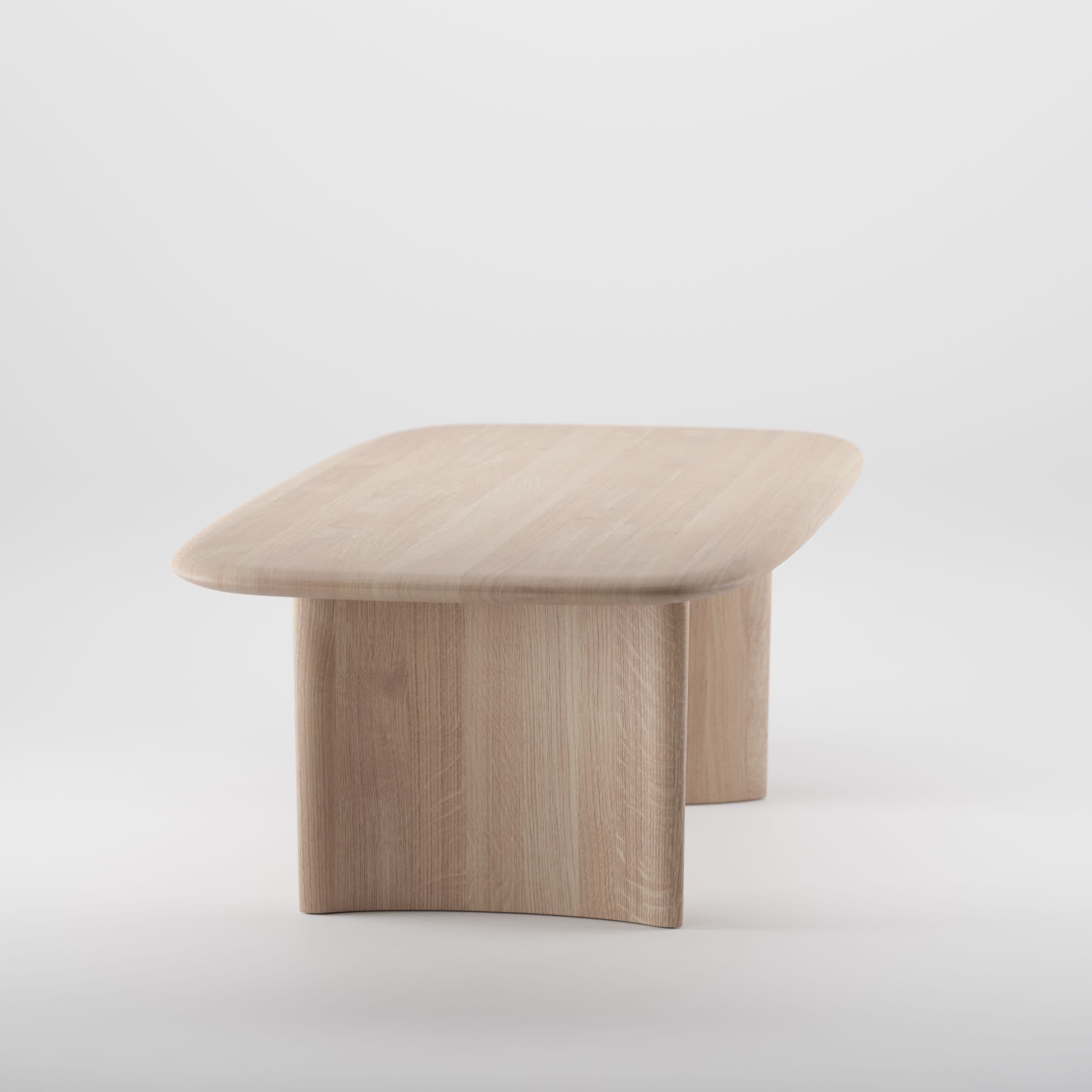 ba_designermoebel_Monument _artisan_esstisch_eiche