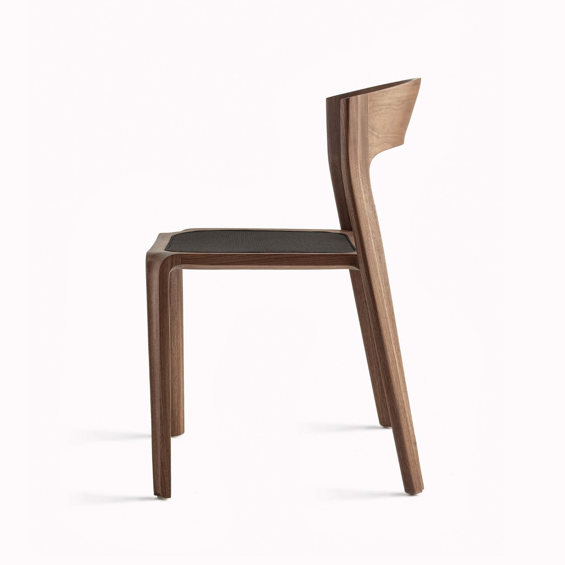 ba-designermoebel-Primum-goes-stuhl-gitter-schwarz